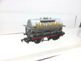 Mainline 37411 OO Gauge Tank Wagon National Benzole