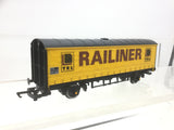 Hornby R043 OO Gauge BR Curtain Sided Van Railiner