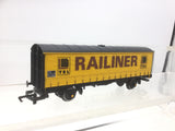 Hornby R043 OO Gauge BR Curtain Sided Van Railiner