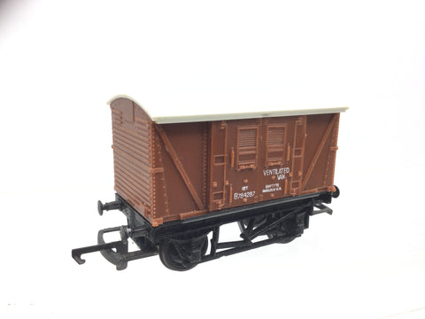 Hornby R205 OO Gauge BR Vent Van Sliding Door B784287