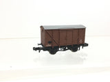 Graham Farish 373-751A N Gauge BR 12t Plywood Vent Van B784887