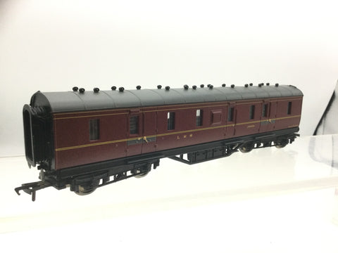 Bachmann 34-327B OO Gauge LMS 50' Parcels Van Maroon 30966