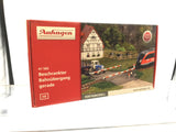 Auhagen 41582 HO/OO Gauge Level Crossing with Barriers Kit