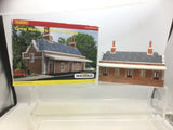 Hornby R9633 OO Gauge Skaledale Great Northern Station Skale Regis