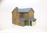 Scenix EM6001A OO Gauge Corner Pub
