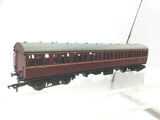 Bachmann 30-055 OO Gauge BR Suburban Coaches W43105/W46131