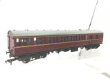 Bachmann 30-055 OO Gauge BR Suburban Coaches W43105/W46131