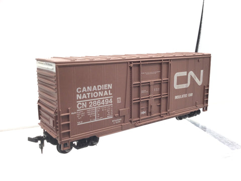 Bachmann HO Gauge Box Car Canadien National 286494