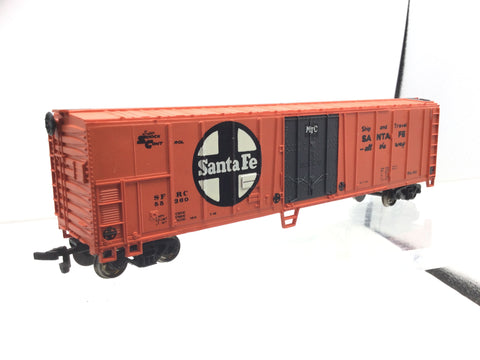 Bachmann HO Gauge 50' Reefer Santa Fe SFRC 55360
