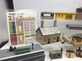 Job Lot of Assorted OO/HO Gauge Buildings and Accessories (L1)