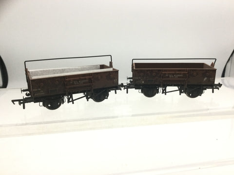 Bachmann 38-451 OO Gauge BR Steel Highbar Wagon x2 (1 RENUMBERED)