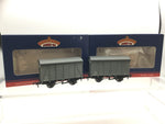 Bachmann 38-080B OO Gauge LMS Planked Vent Van 523423 x2