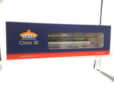 Bachmann 35-801A OO Gauge Class 30 D5617 BR Green (Late Crest)