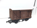 Mainline 37-137 OO Gauge BR Ventilated Van BR B753722 (Unboxed)