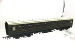 Hornby R4299A OO Gauge SR Green Maunsell Composite Coach (RENUMBERED)