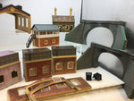 Job Lot of OO Gauge Buildings and Accessories (L1)