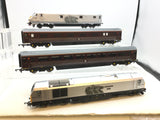 Hornby R2890 OO Gauge EWS Managers Train Class 67 +2 Coaches + DVT