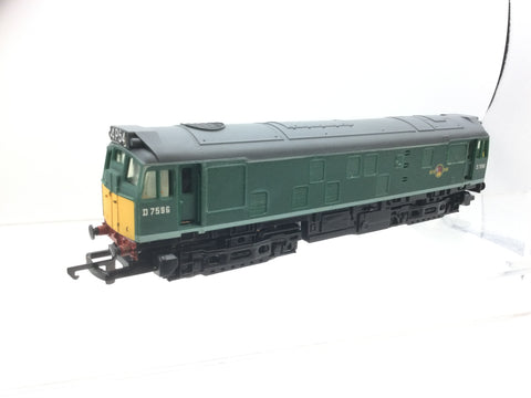 Hornby R072 OO Gauge BR Green Class 25 D7596