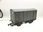 Bachmann 33-601 OO Gauge BR Vent Van W133977 (WEATHERED)
