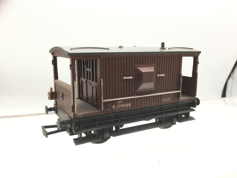 Bachmann 33-806 OO Gauge BR 20t Brake Van E178499 (WEATHERED)