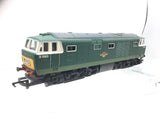 Hornby R074 OO Gauge BR Green Class 35 Hymek D7063