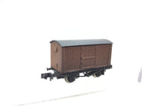 Graham Farish 2305 N Gauge BR Single Vent Van E568011