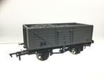 Dapol 4F-071-003 OO Gauge BR Grey 7 Plank Wagon P238845