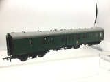 Hornby R4609 OO Gauge BR Green Mk1 Brake 2nd Open Coach S34239