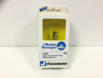 Viessmann 1529 HO/OO Gauge eMotion Hunstsman with Gun