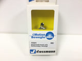 Viessmann 1541 HO/OO Gauge eMotion Fireman with Chainsaw