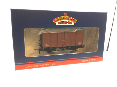 Bachmann 38-076D OO Gauge SR 12T Plywood Ventilated Van BR Bauxite (Early)