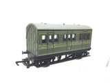 Hornby OO Gauge SR 4 Wheel Coach