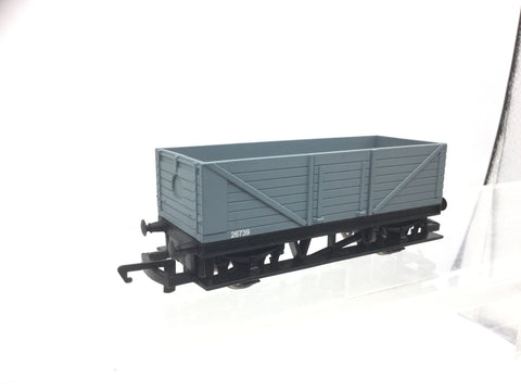 Hornby OO Gauge Freelance Long Wheelbase Wagon Grey 26739