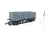 Hornby OO Gauge Freelance Long Wheelbase Wagon Grey 26739