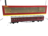 Hornby R4293D OO Gauge BR 'B' Set Suburban Coach W6590W