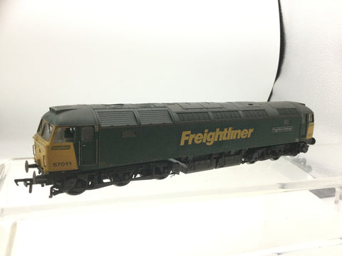 Bachmann 32-753 OO Gauge Freightliner 57011 Freightliner Challenger DCC/Weathered