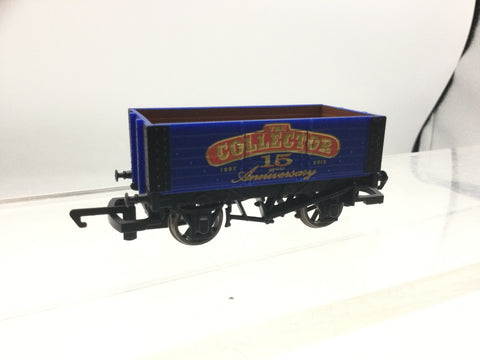Hornby R6608 OO Gauge Collectors Club 15th Anniversary Wagon