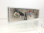 Preiser 10044 HO/OO Gauge Farm Workers (4) & Milking Cow Exclusive Figure Set