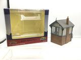 Bachmann 44-061 OO Gauge Brick Signal Box