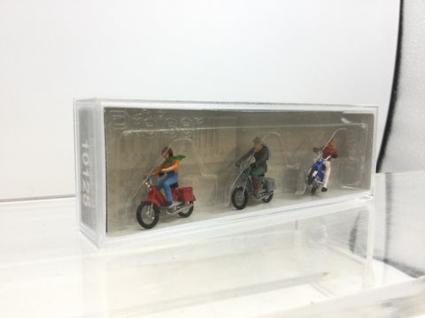 Preiser 10125 HO/OO Gauge Mopeds with Riders (6) Exclusive Figure Set