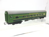 Triang R335 OO Gauge Transcontinental Green Passenger Car 70831