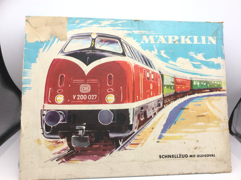 Marklin 3121 HO/AC DB V200 Express Train Set w Coaches/Track