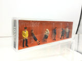 Preiser 10382 HO/OO Gauge Passengers (5) and Stewards (2) Exclusive Figure Set