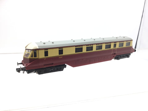 Graham Farish 371-627A N Gauge BR Red/Cream Passenger Railcar No W20W
