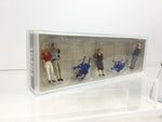 Preiser 10494 HO/OO Gauge Young Families (8) Exclusive Figure Set
