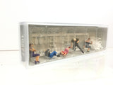 Preiser 10577 HO/OO Gauge At the Table Scene (5) Exclusive Figure Set