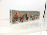 Preiser 10656 HO/OO Gauge At the Drinks Store (5) Exclusive Figure Set