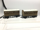 Hornby OO Gauge LNER Teak 4 Wheel Coach x2