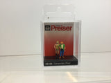 Preiser 28186 HO/OO Gauge Walking Couple Figure