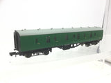 Graham Farish 374-028 N Gauge BR Mk1 Green Full Brake Coach S81510